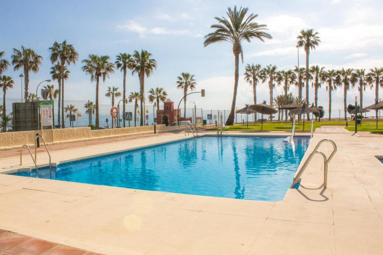 Aloha Playa Apartment With Ocean Views And Pools Benalmádena Kültér fotó