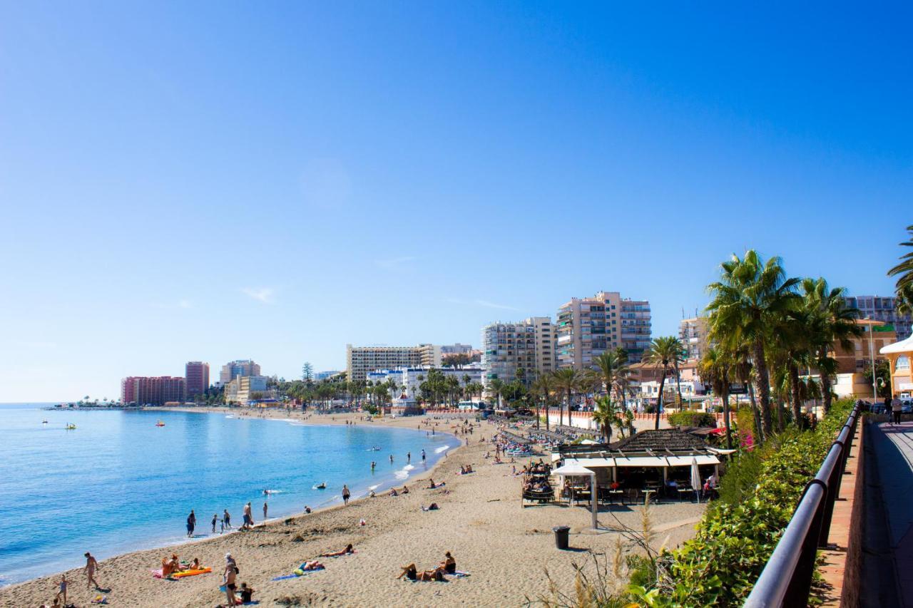 Aloha Playa Apartment With Ocean Views And Pools Benalmádena Kültér fotó